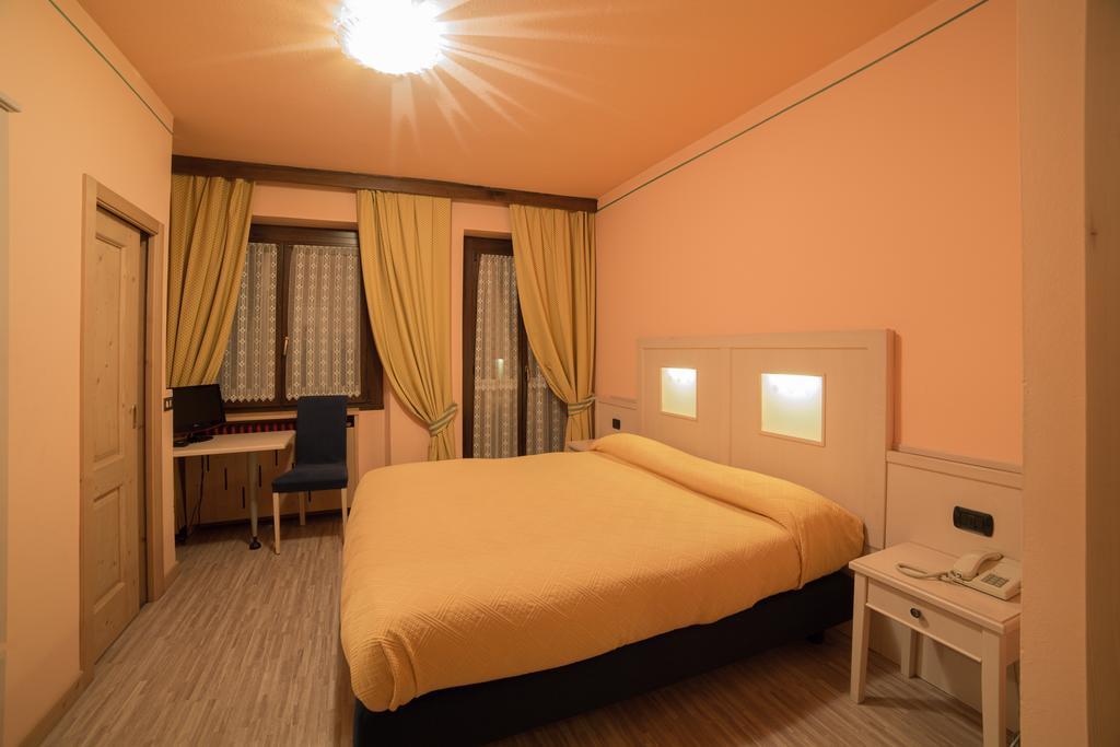 Hotel Ristorante Franca Tovo di Sant'Agata Luaran gambar